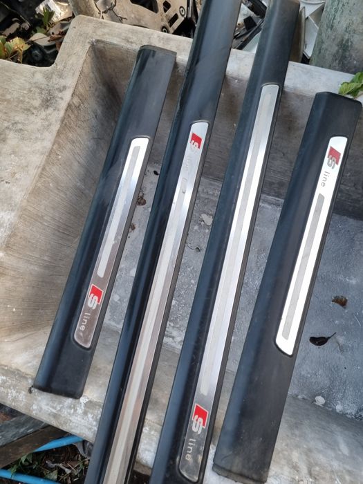 Лайсни  за праговете S line за Ауди А6 Ц6 4Ф комби 2007г