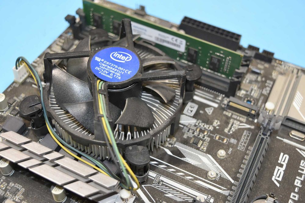 Asus Prime H270-PLUS - 1151 + Celeron + 4 GB DDR4