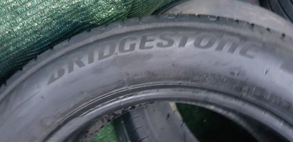 Anvelope 2x235 55 17 brigestone dot 18 mm 5