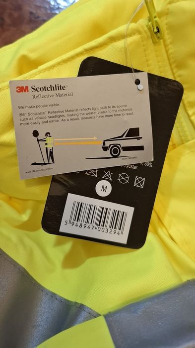 Geaca reflectorizanta cu gluga masura M