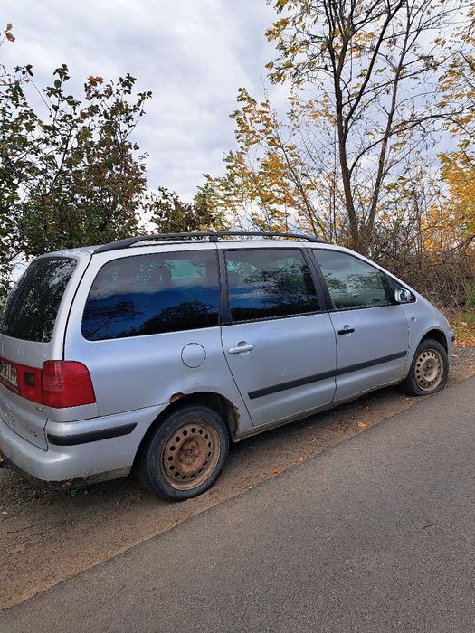 Vând Volkswagen sharan pentru dezmembrări
