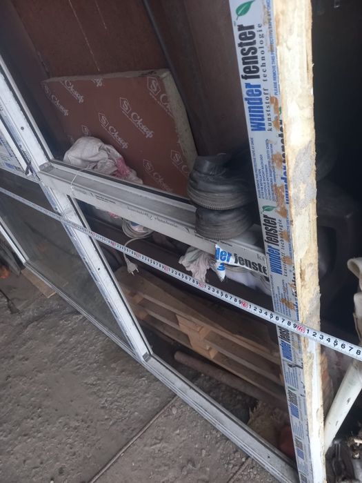 Пластиковые окна, с окошками