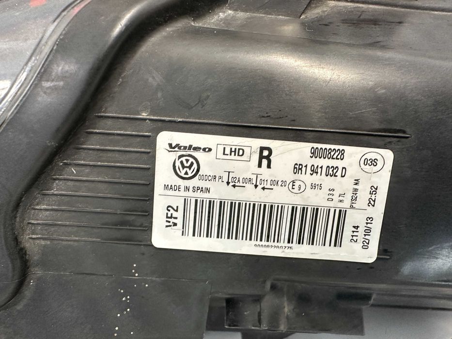 Фар фарове десен xenon VW Polo 5 6R far farove ФВ Поло 6Р Volkswagen