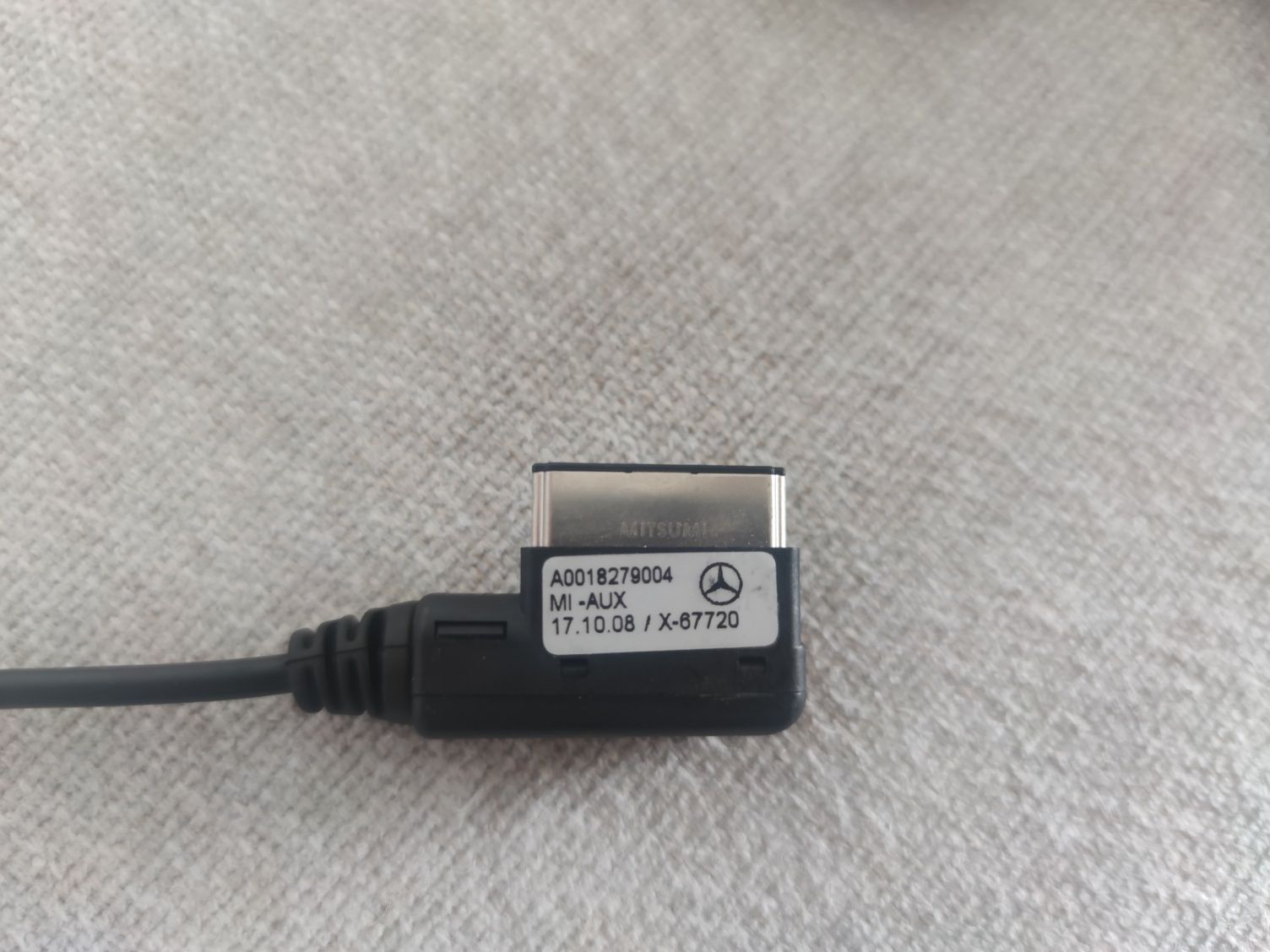 Mercedes w221 usb,aux кабели