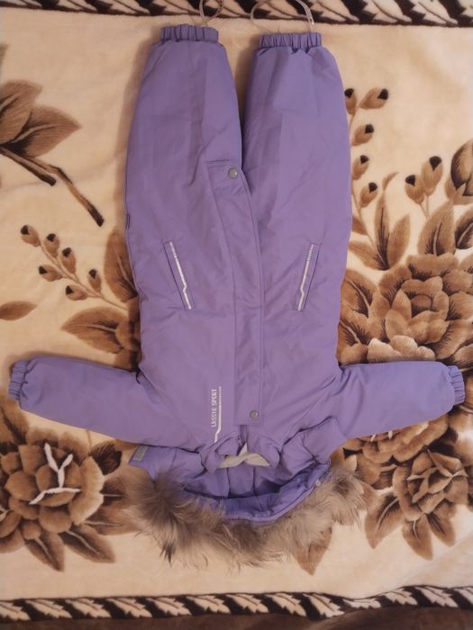 Продам детский зимний комбинезон