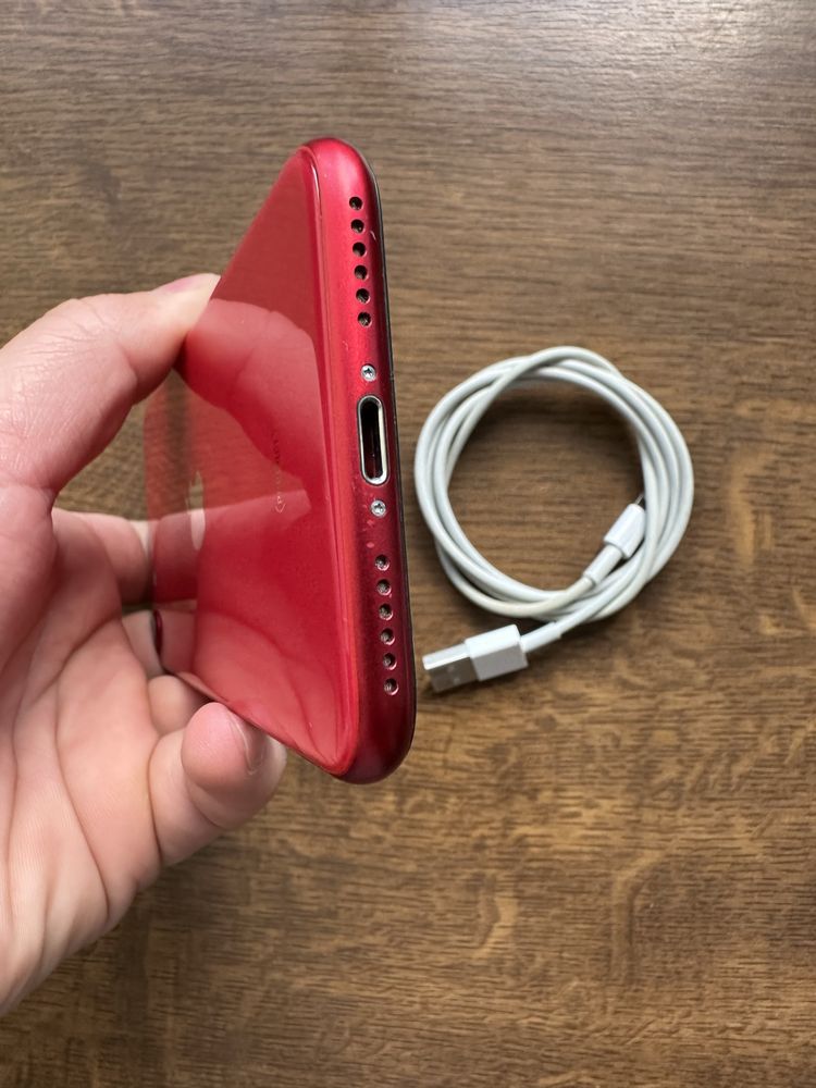 iPhone SE2 2020 Red ca nou- 100% baterie