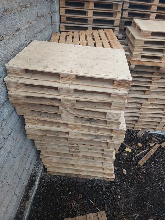 Продаются поддоны сплошные