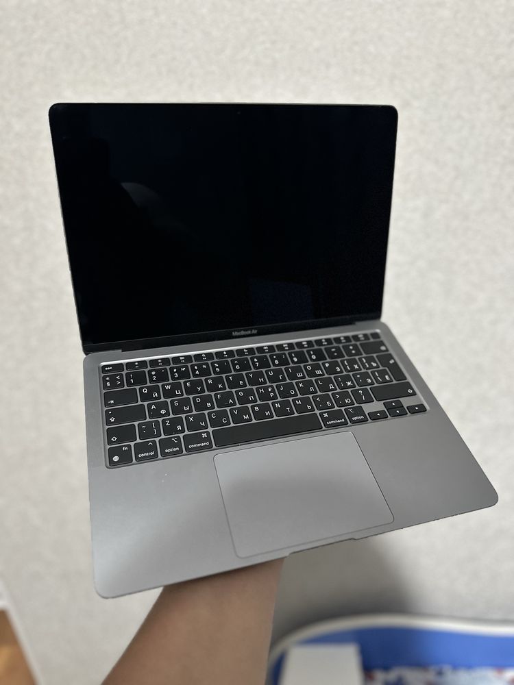 MacBook Air M1 13 inch