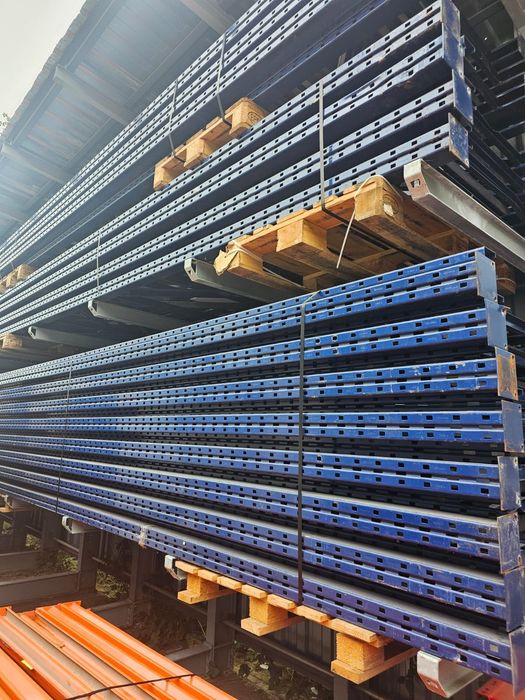 Rafturi metalice industriale pentru hale/depozite