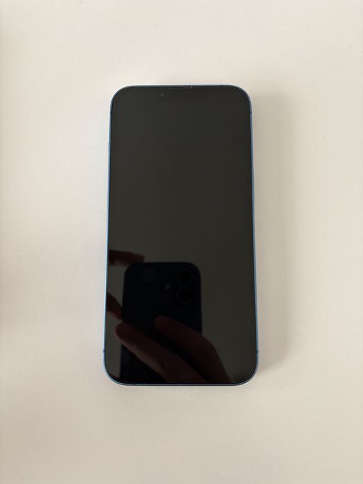 Предлагам iPhone 13