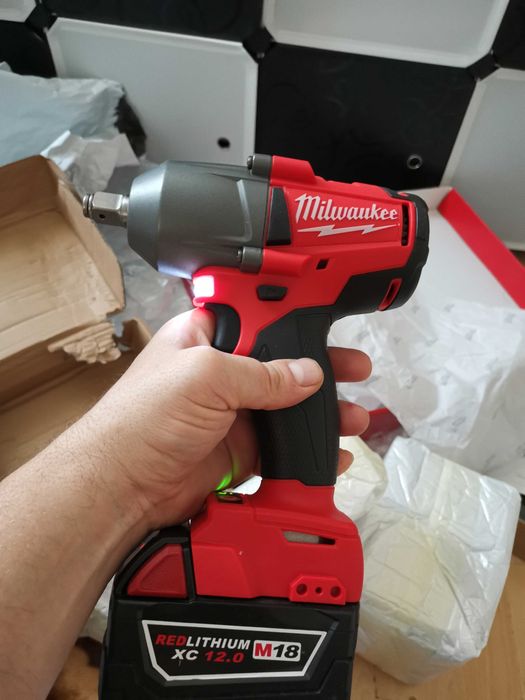 Cheie/filetanta impact pentru baterii Milwaukee