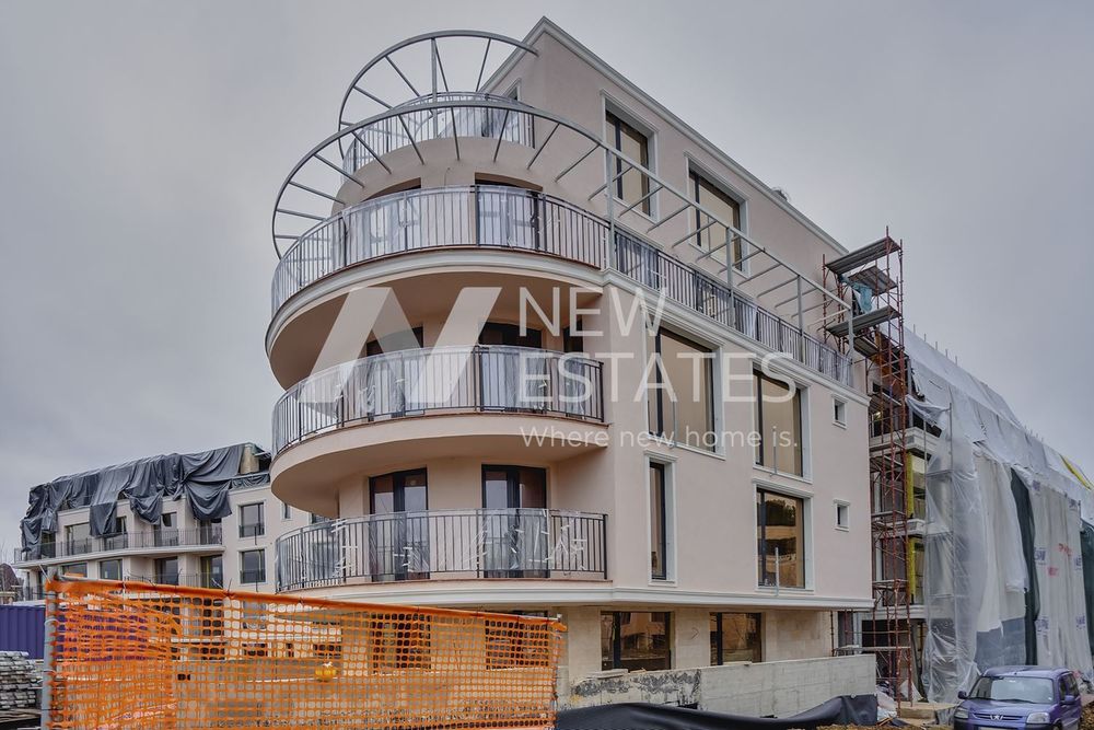 Продава се Четиристаен апартамент в София, Витоша - 267 кв.м за 1287 €/кв.м - Снимка #3