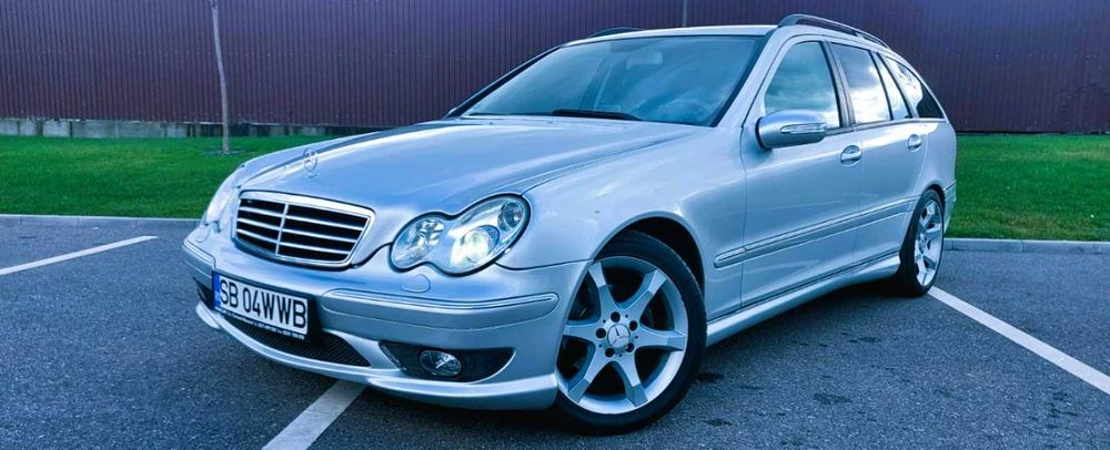 Mercedes Benz C220 CDI Sport Edition
Mercedes Benz C220 SportEdition