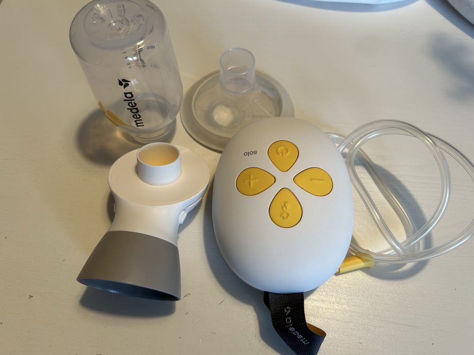Електрическа двуфазна помпа за кърма Medela - Solo