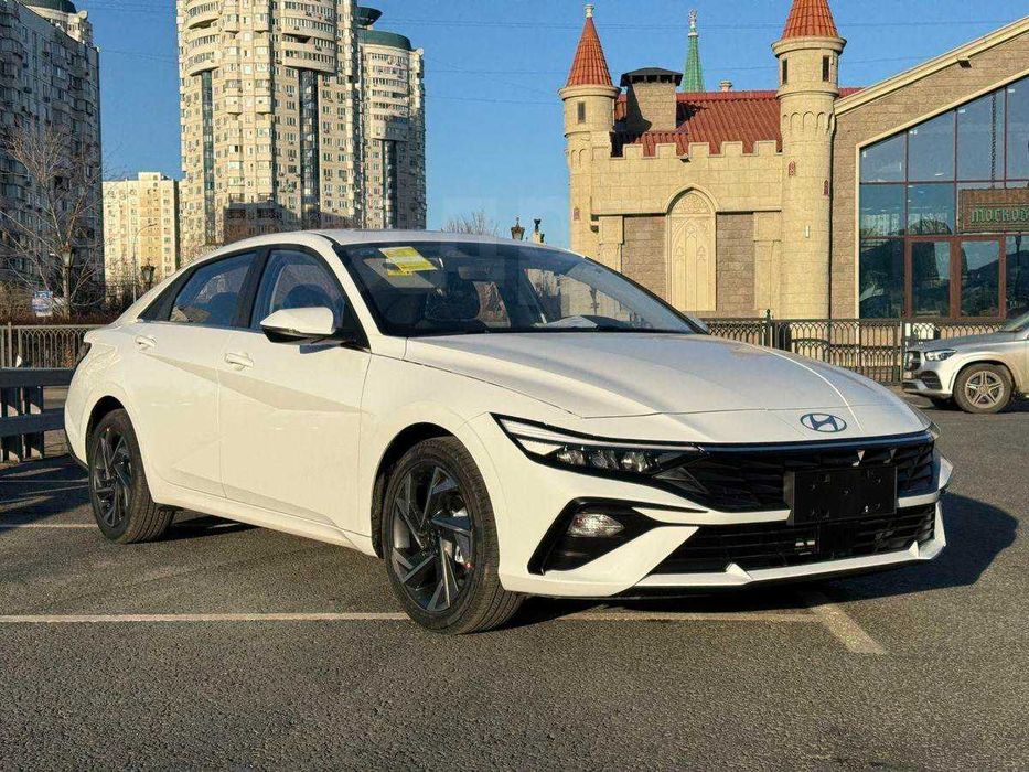 Аренда Hyundai Elantra без выкупа для работы в такси
