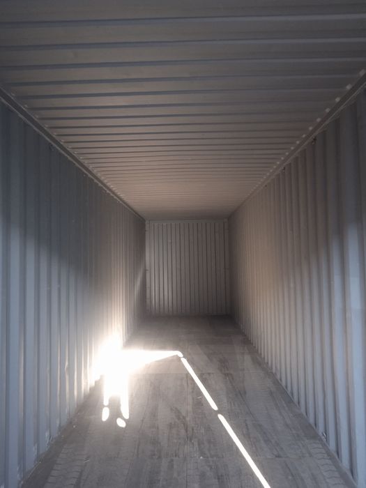 Kontener sotiladi 6 metrlik va 12 metrlik