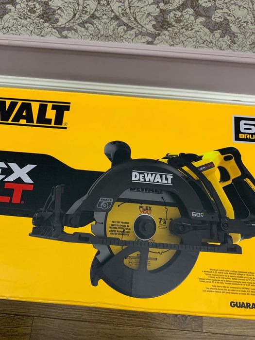 Dewalt DCS577.   .