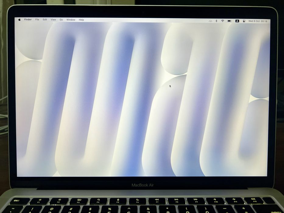 MacBook Air M1 8/256