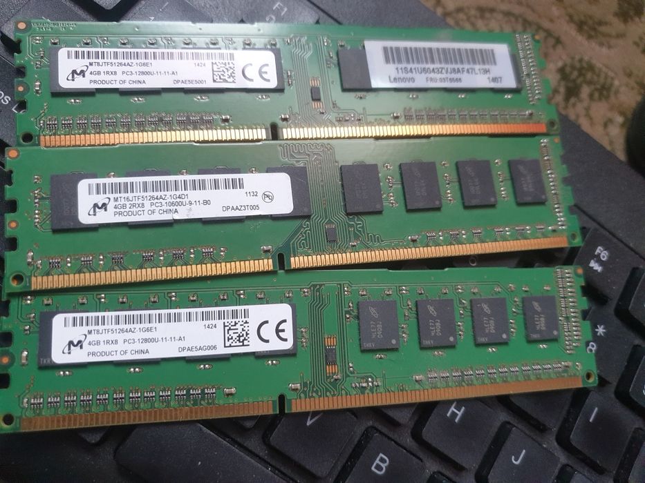 Ram pc3 12800, 10600 de 4gb la 50 Ron, de 2 gb la 45 Ron
