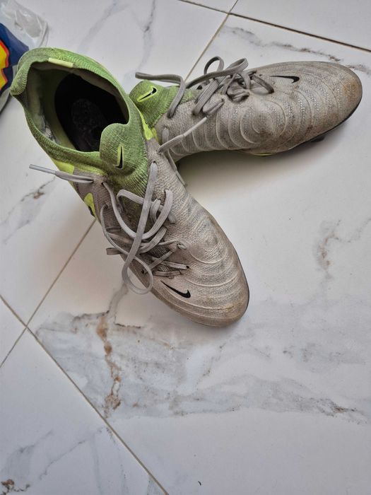 Ghete de fotbal nike phantom gt