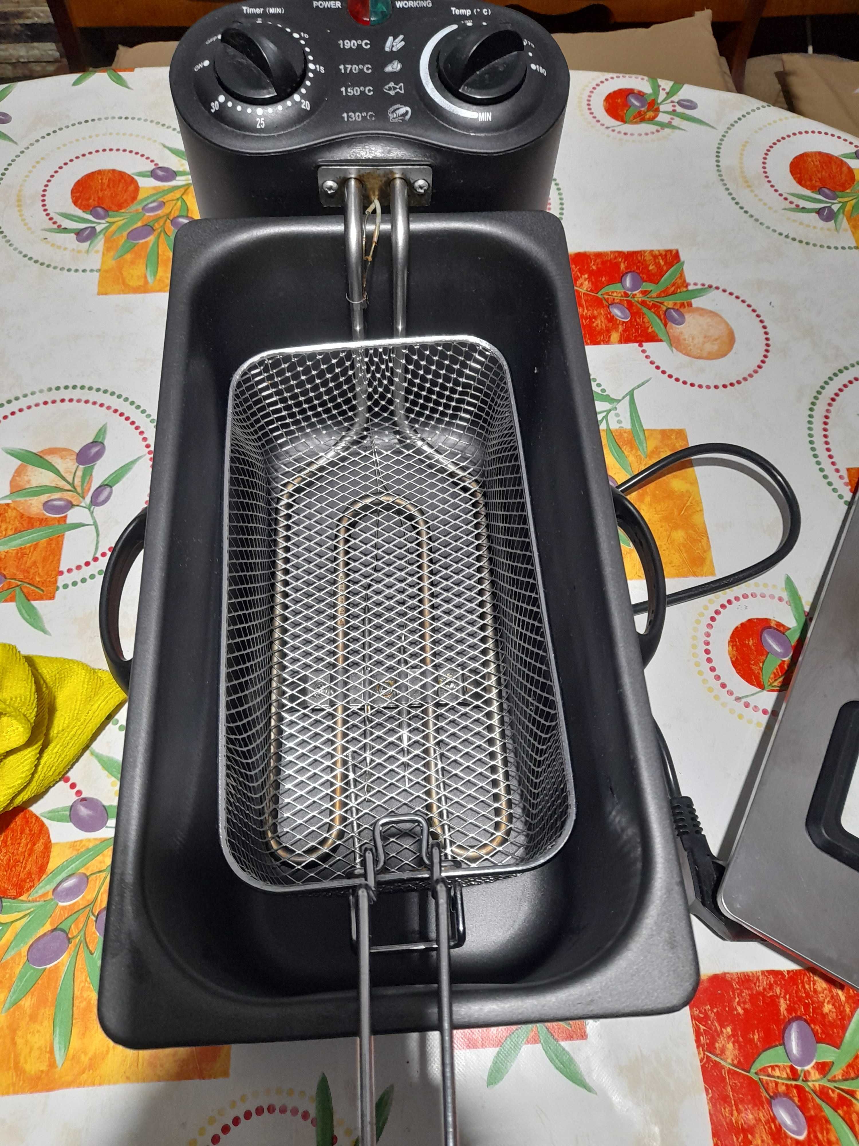 Friteuza Zass ZDF 02, Putere 2000W, 3litri Termostat reglabil