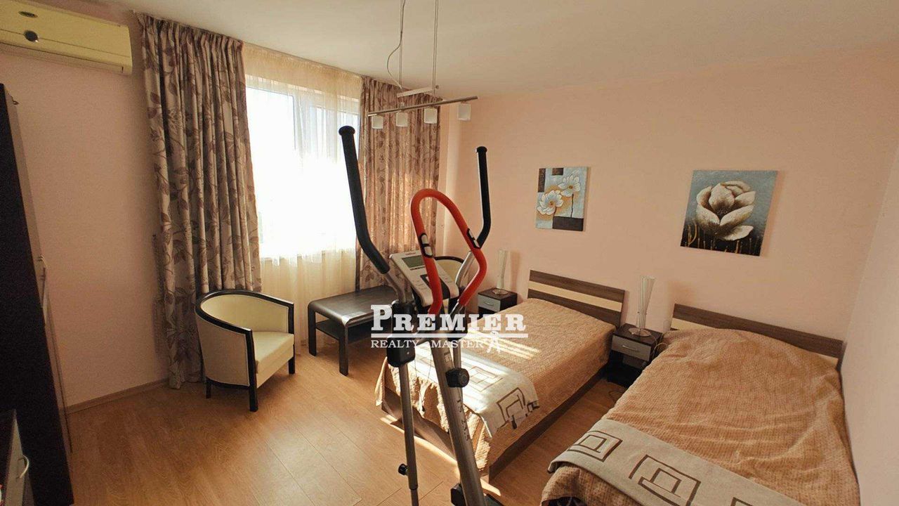Продава се Тристаен апартамент в с. Равда, Област Бургас - 108 кв.м за 1190 €/кв.м - Снимка #2