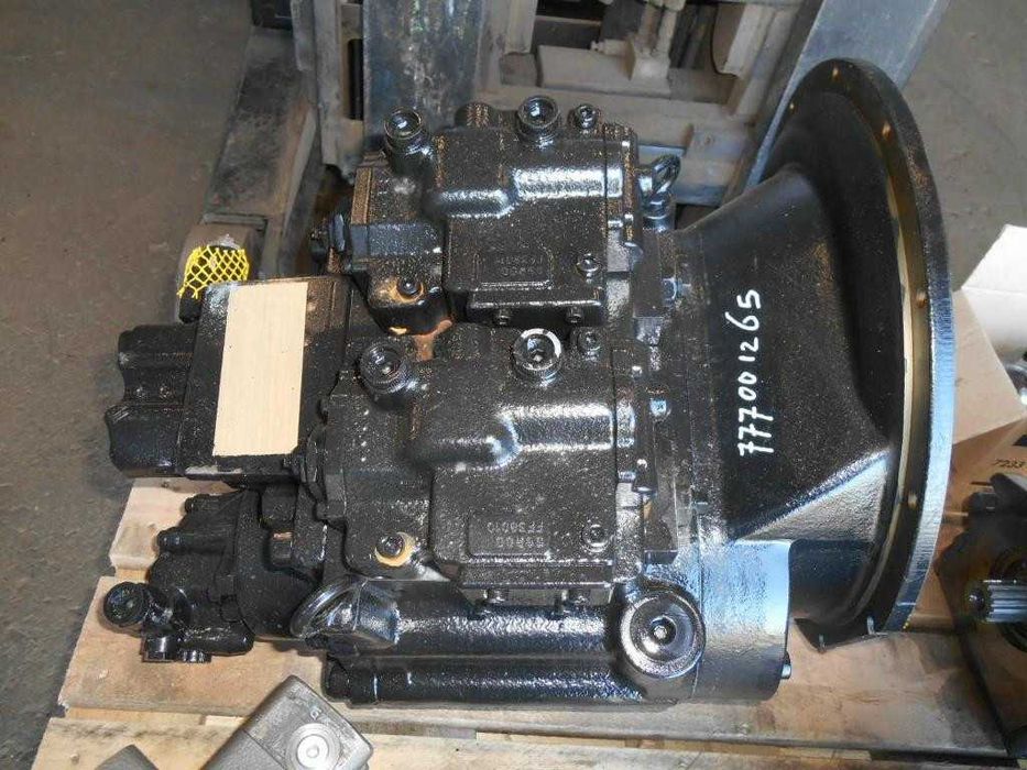 Pompa hidraulica originala Kawasaki KPM pentru Kobelco SK235 SR