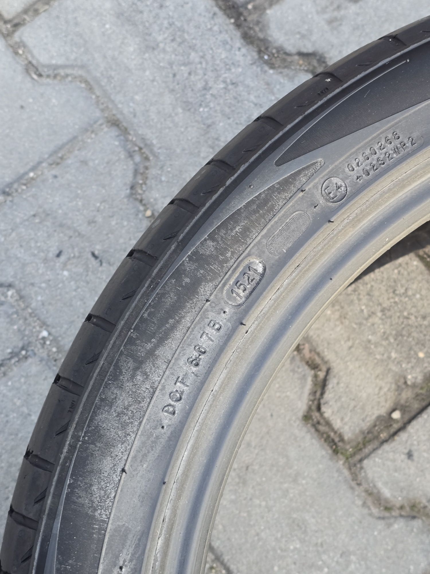 235 40 19 nokian