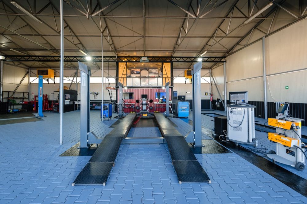 Service auto / ITP /Clima/ Reglaj directii 3D/ Spalatorie.