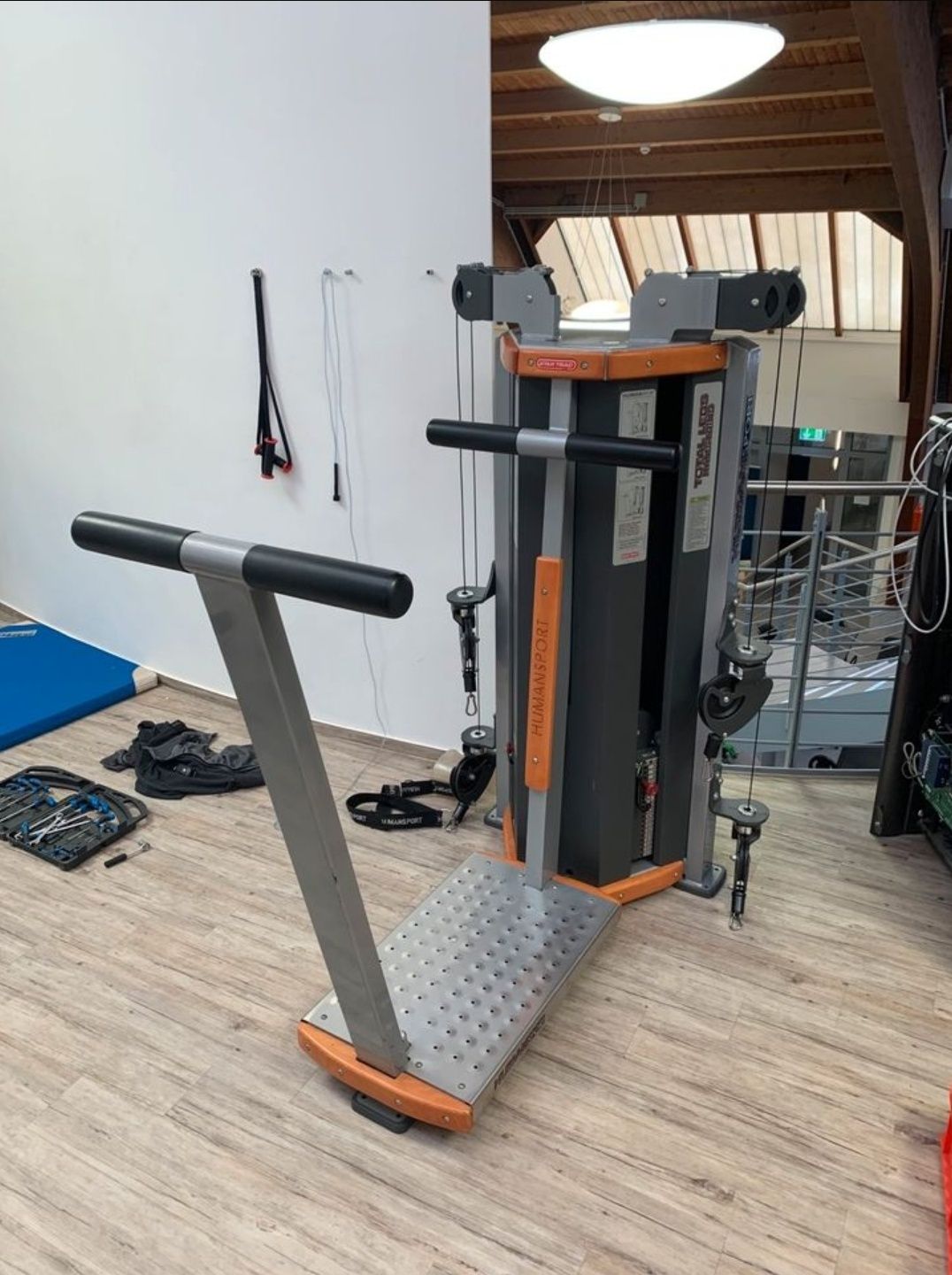 Фитнес уред Star Trac Human sport total legs за крака