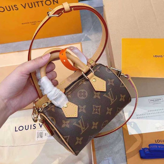 Geantă pentru femei Louis Vuitton nano speedy