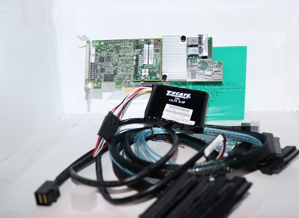 Controller LSI MegaRaid 9361-8i+ Modul 1Gb + BBU Cache LSI + Cabluri