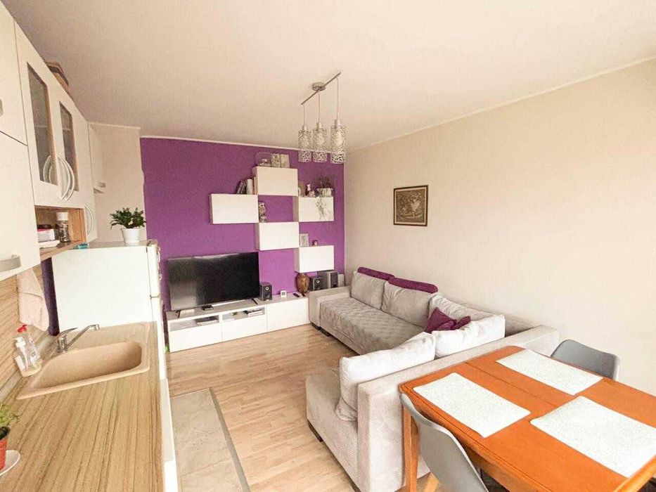 Продава се Тристаен апартамент в Пловдив, Христо Смирненски - 65 кв.м за 1824 €/кв.м - Снимка #3