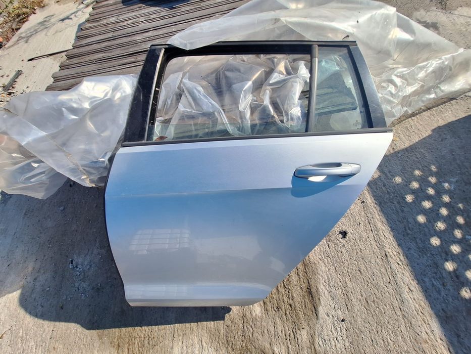 Ușa stânga spate completa Vw Golf 7 break ,la7w