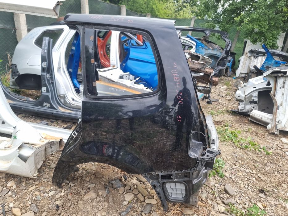 aripa stanga spate cu fusta volkswagen touran - motorina 2012