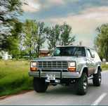 DODGE Ramcharger Royal Prospector SE