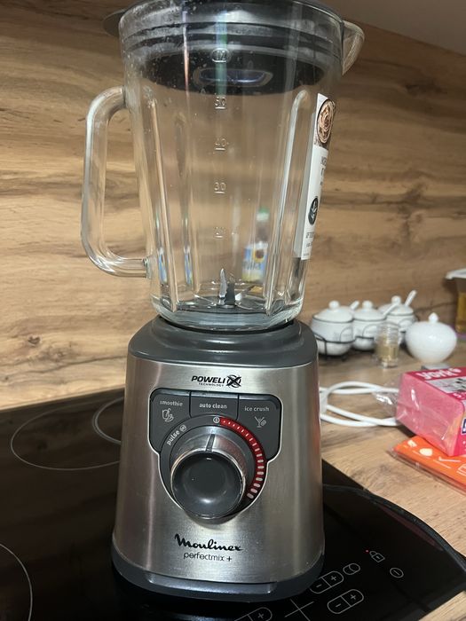 Продам блендер  фирма Monlimex