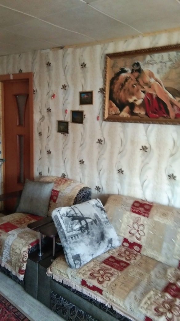 Продам  два дома на одном земельном участке