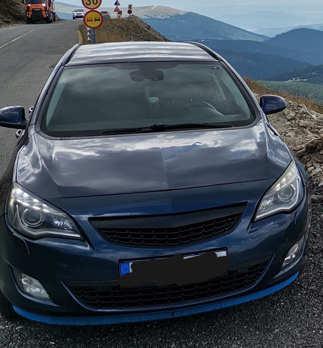 Opel Astra J 2012