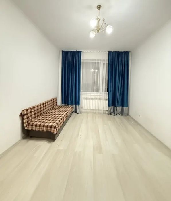 Подселение девушка