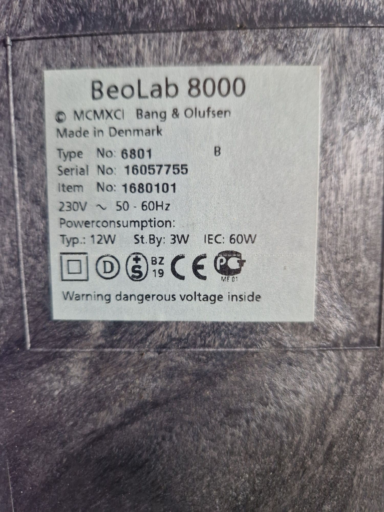 Boxe active Beolab 8000 bang and olufsen