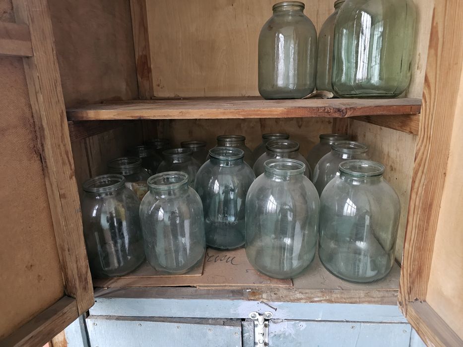 2 дня!! срочно много банок трехлитровых