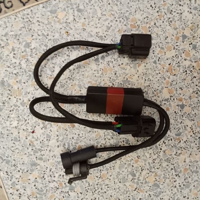 Продам адаптер для авто на заводском газу .LPI.