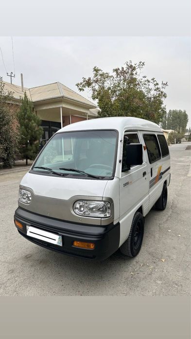 Damas 2024 Rangi oq