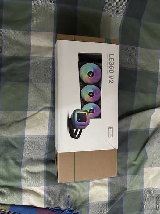 Водяное охлаждение Deepcool LE360 V2