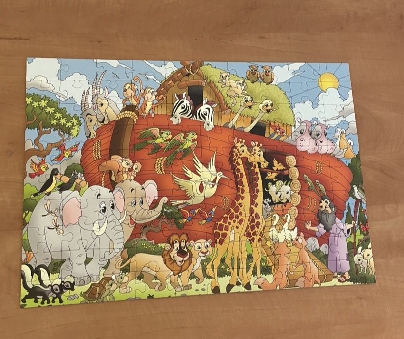 Set  patru jocuri clasice si puzzle,cucereste piramida,nu te supara fr