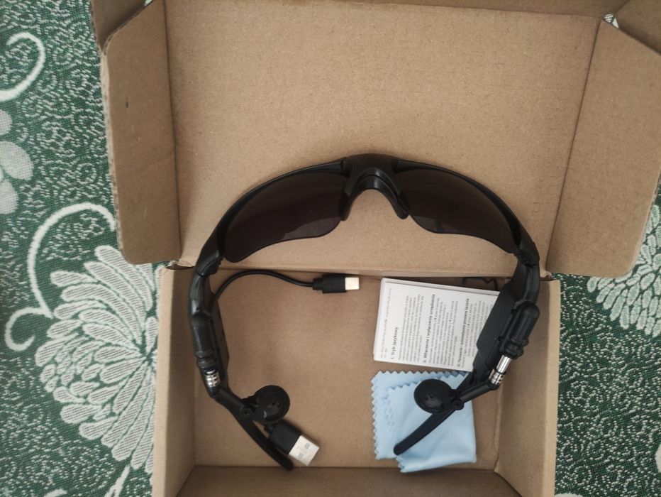 Очки + наушники (блютуз)