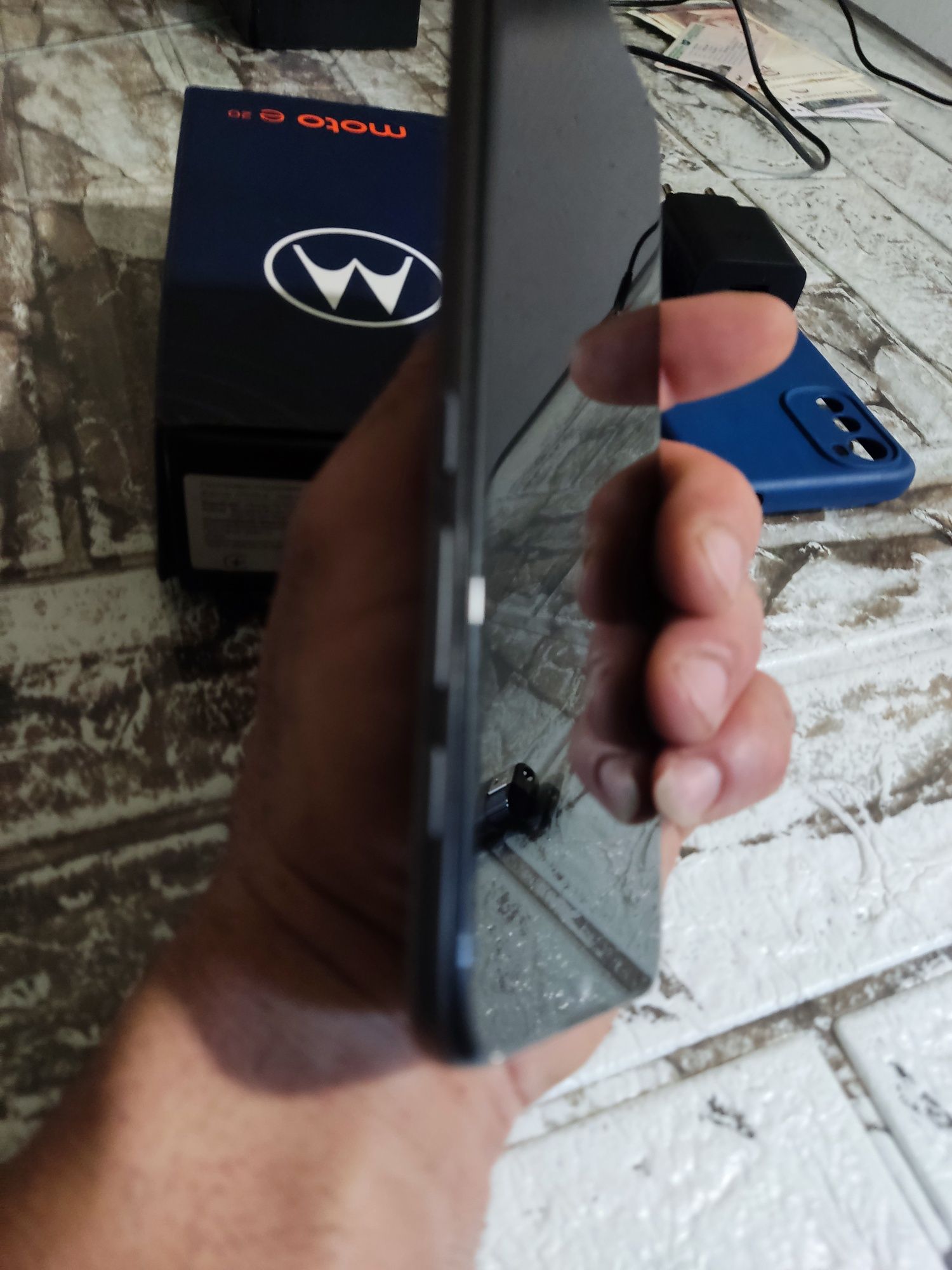 Motorola  moto e20
