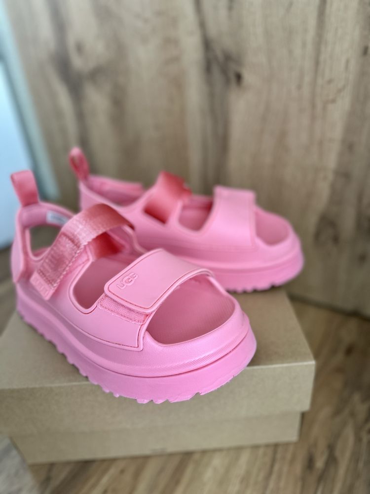 Оригинални Сандали UGG
