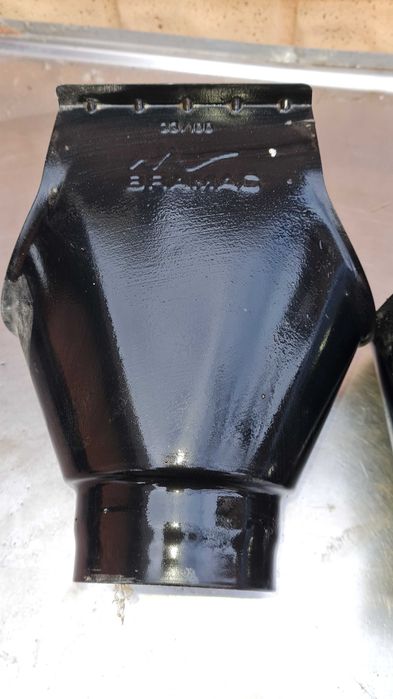 Racord TEU tabla Bramac 150/100 negru nou 2 buc